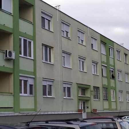 Otthon-Laksz Apartman Nyíregyháza Exteriér fotografie